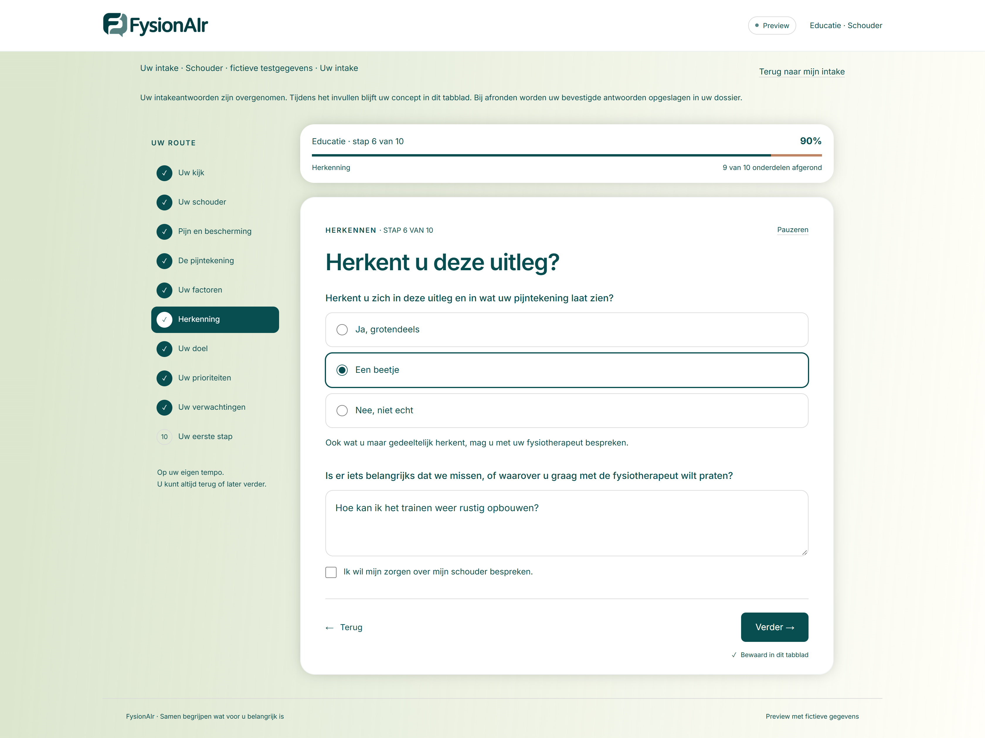 De patiënt noteert een vraag voor het consult: hoe kan ik het trainen weer rustig opbouwen?